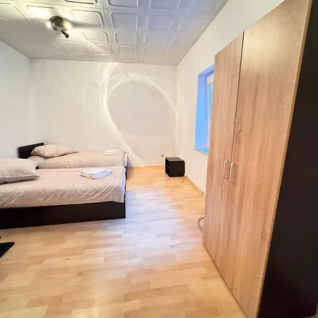 Pensjonat Gaestehaus Emeli *