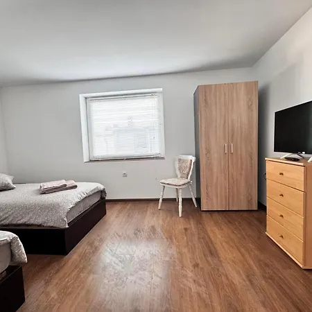 Gaestehaus Emeli Pensjonat *