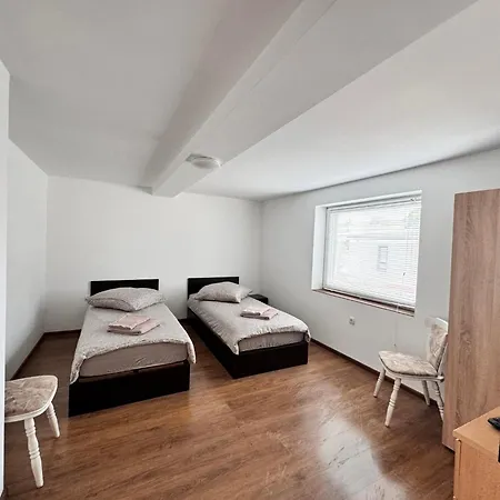 Pensjonat Gaestehaus Emeli *